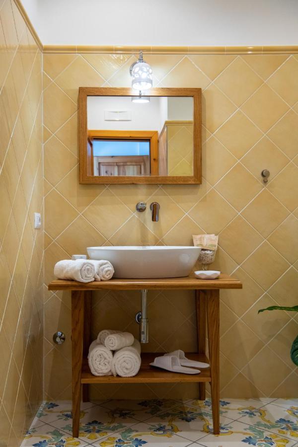 La Borragine Rooms ポジターノ エクステリア 写真